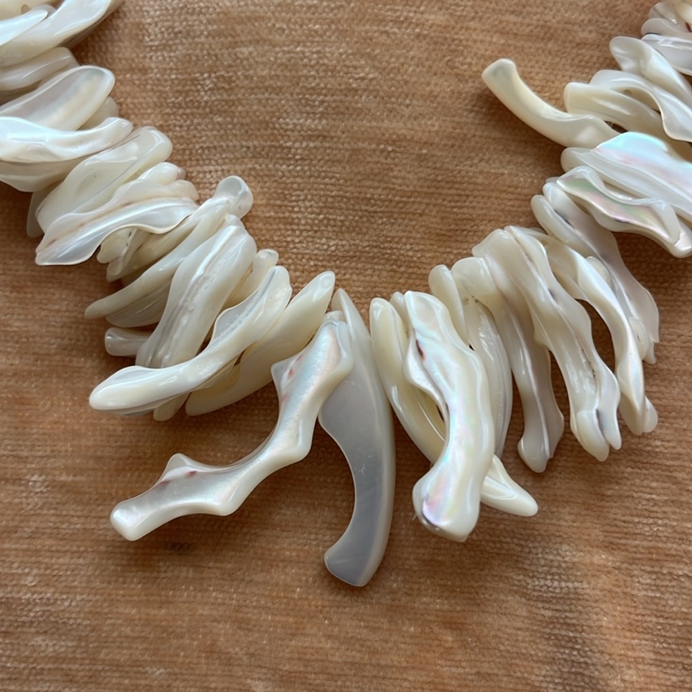 Elegant White Coral Necklace - Picture 3 of 5